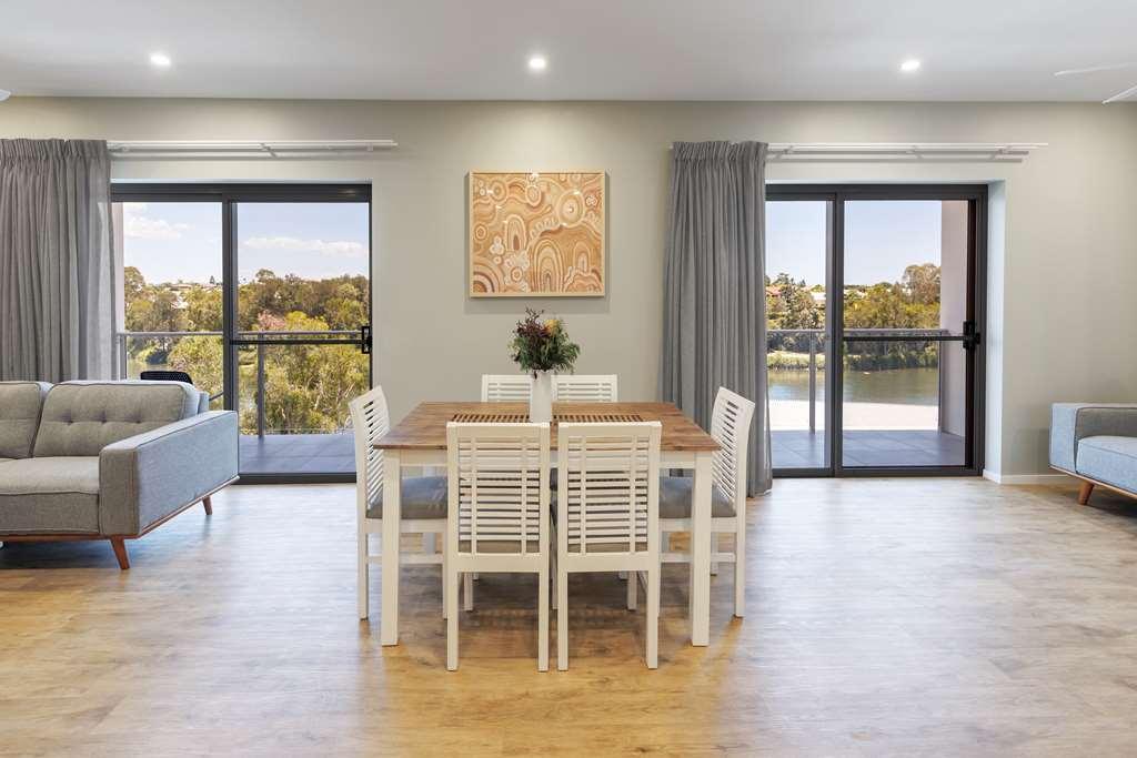 Best Western Plus North Lakes Hotel חדר תמונה